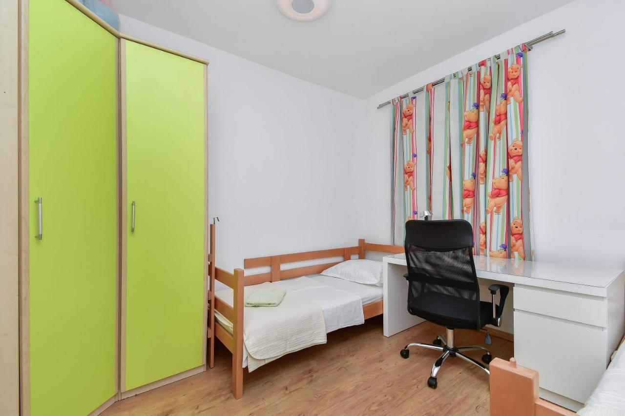 Apartment Ela Omiš Exterior foto