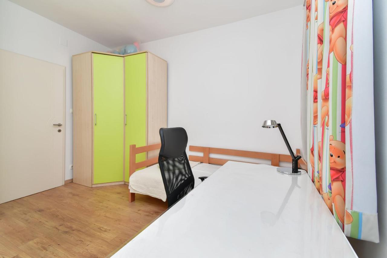 Apartment Ela Omiš Exterior foto